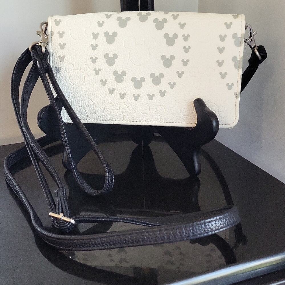 Disney Mickey Mouse White and Gray Crossbody Bag & Wristlet